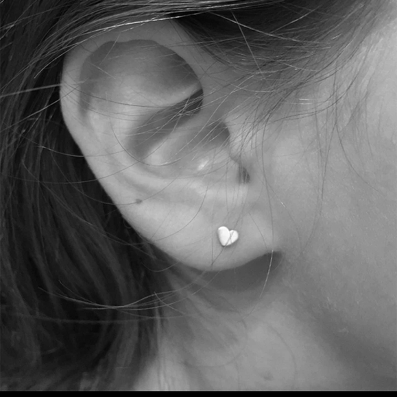 Heart Shape Earrings ๐๐ - Picture 4 of 6